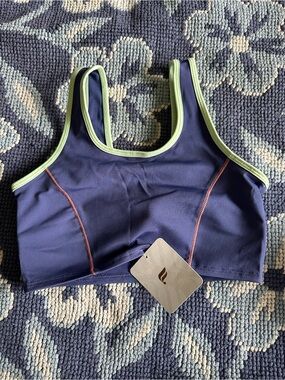💜 NWT Fabletics Mini Catalina Medium Impact Sports Bra Girls S 6/7